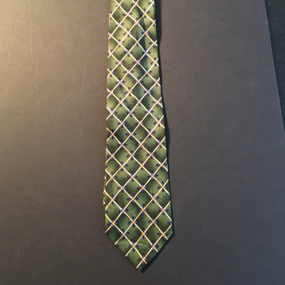 Hugo Boss silk tie